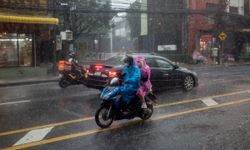 สภาพอากาศวันนี้ กรมอุตุฯ เตือน กทม.-กลาง-ตะวันออก-ใต้ รับมือฝนตกหนักร้อยละ 80