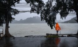 สภาพอากาศวันนี้ อุตุฯ เผย ภาคใต้ยังมีฝน ทะเลคลื่นสูงกว่า 3 เมตร กทม.หนาวน้อยลง