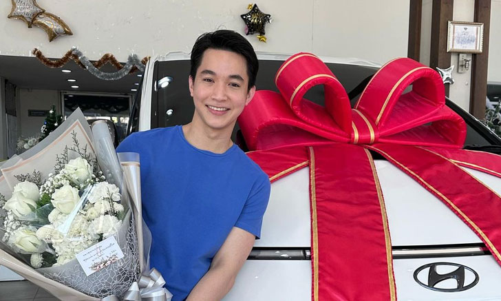 "หมอริท" ถอยรถคันใหม่ป้ายแดง ทำแฟนๆ โฟกัสทะเบียนรถคันงาม
