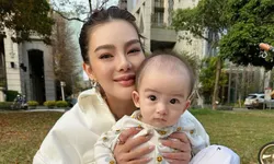 "ดิว อริสรา" โพสต์ภาพ "น้องไซลาส" แต่ทำหลุดโฟกัสใบ้เลขเด็ดเต็มๆ