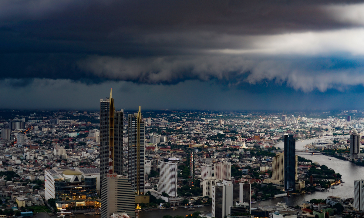 สภาพอากาศวันนี้ กรมอุตุฯ เตือนอากาศร้อน เช็ก 37 จังหวัด ยังเจอฝนฟ้าคะนอง