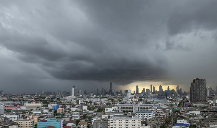 สภาพอากาศวันนี้ กรมอุตุฯ เตือนพายุไซโคลน "โมคา" ฝนถล่ม กทม. - 43 จังหวัด