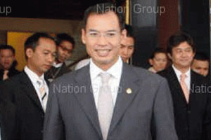 สื่อผู้ดียก กรณ์ จาติกวณิช ขุนคลังโลก