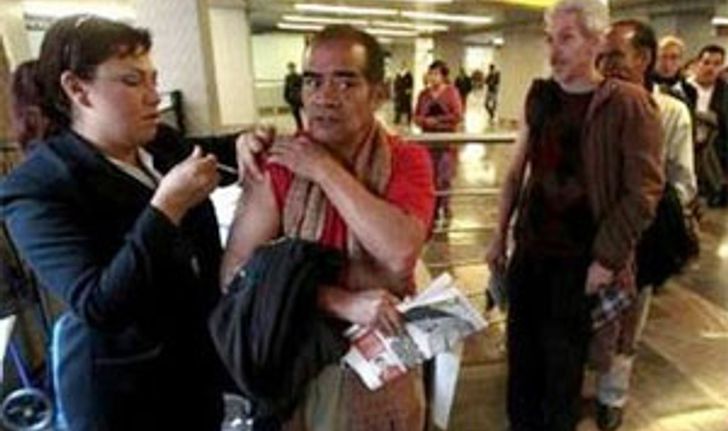 เม็กซิโกให้บริการวัคซีนหวัด2009ที่สถานีรถไฟใต้ดิน