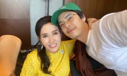 โมเมนต์อบอุ่น "พีช พชร" เซลฟี่กับ "คุณย่าปุ๊ก อาภัสรา" โฟกัสความเป๊ะของย่าจักรวาล