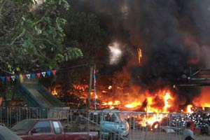 ไฟไหม้ร้านขายอะไหล่ยนต์ที่แปดริ้ววอด 3 ล้านบาท