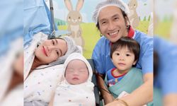 มาแล้ว "ก้อย รัชวิน" คลอดลูกสาว "น้องเวลา"  พ่อตูน-พี่ทะเล ยิ้มแก้มปริเลย