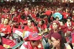 อริสมันต์นำบุกเข้าสภาอ้างรัฐปาแก๊สน้ำตา