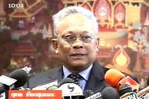 สุเทพชี้ชวลิตมิบังควร-ไม่ใช้กฎอัยการศึก