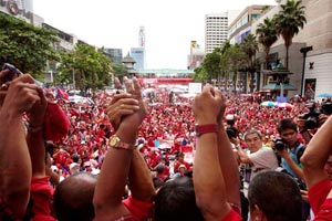 พิษม็อบแดงทำ3รร.ดังส่อ เลื่อนเปิดเทอม