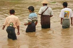 เหตุน้ำท่วมดินถล่มในพม่า มีผู้เสียชีวิตเกือบ 60 คน