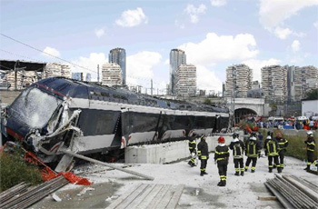ระทึก! รถไฟตกรางที่อิตาลีดับ1เจ็บกว่า 30