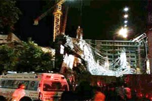 ตึก ม.บูรพา ชลบุรี ถล่ม!!! ดับ 1 เจ็บ4 หาย2