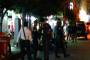 ป่วน!บึ้ม2ลูกดาดฟ้าธ.กรุงไทยประตูน้ำ