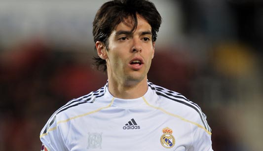 สื่อเชื่อกาก้าเผ่นชุดขาวย้ายซบเชลซี