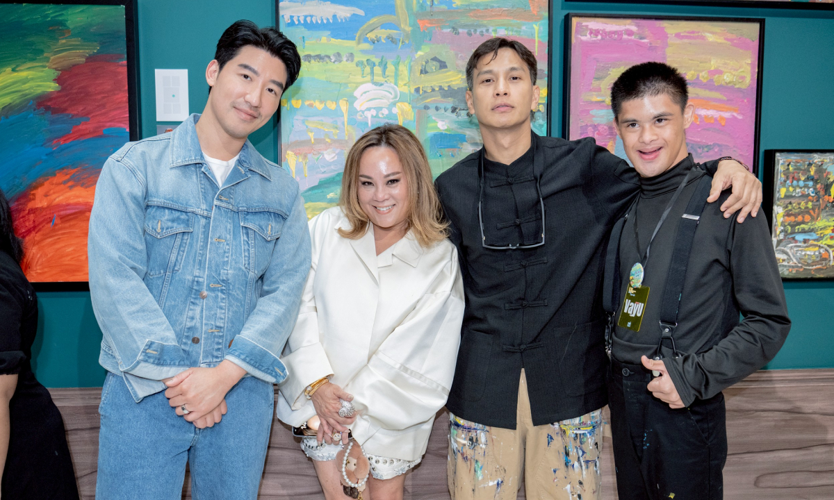 ศิลปิน – เซเลบ สัมผัสความงามที่ใน ‘JUST LET ME BE’ ผลงานจากผู้มีภาวะดาวน์ซินโดรม-บกพร่องทางสติปัญญา