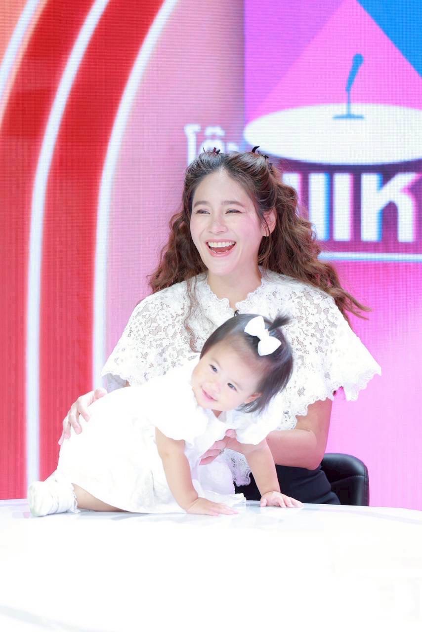 จิ๊บ ปกฉัตร กับ น้องเบลูก้า