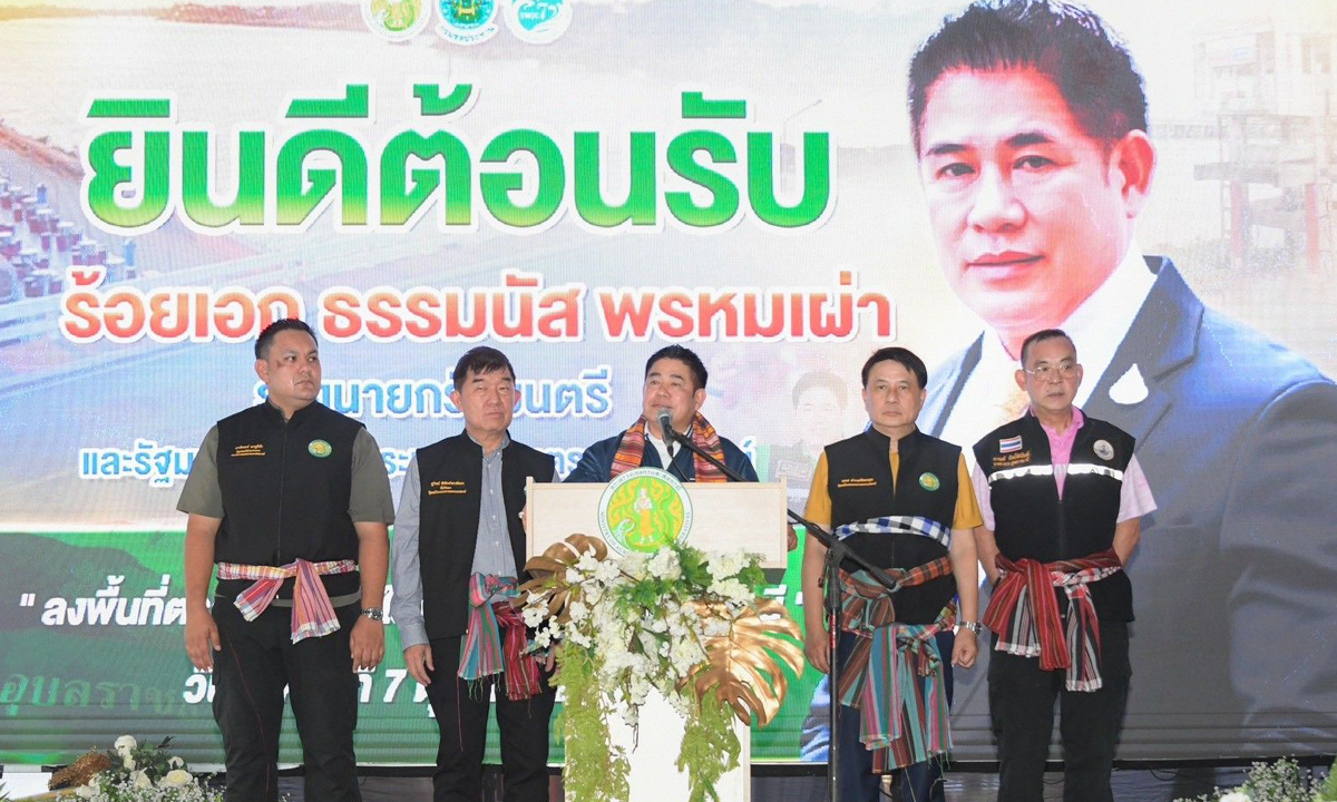 รองนายกฯ “ธรรมนัส”  เยือนถิ่นอุบลฯ รุดช่วยเหลือผู้ประสบอุทกภัย