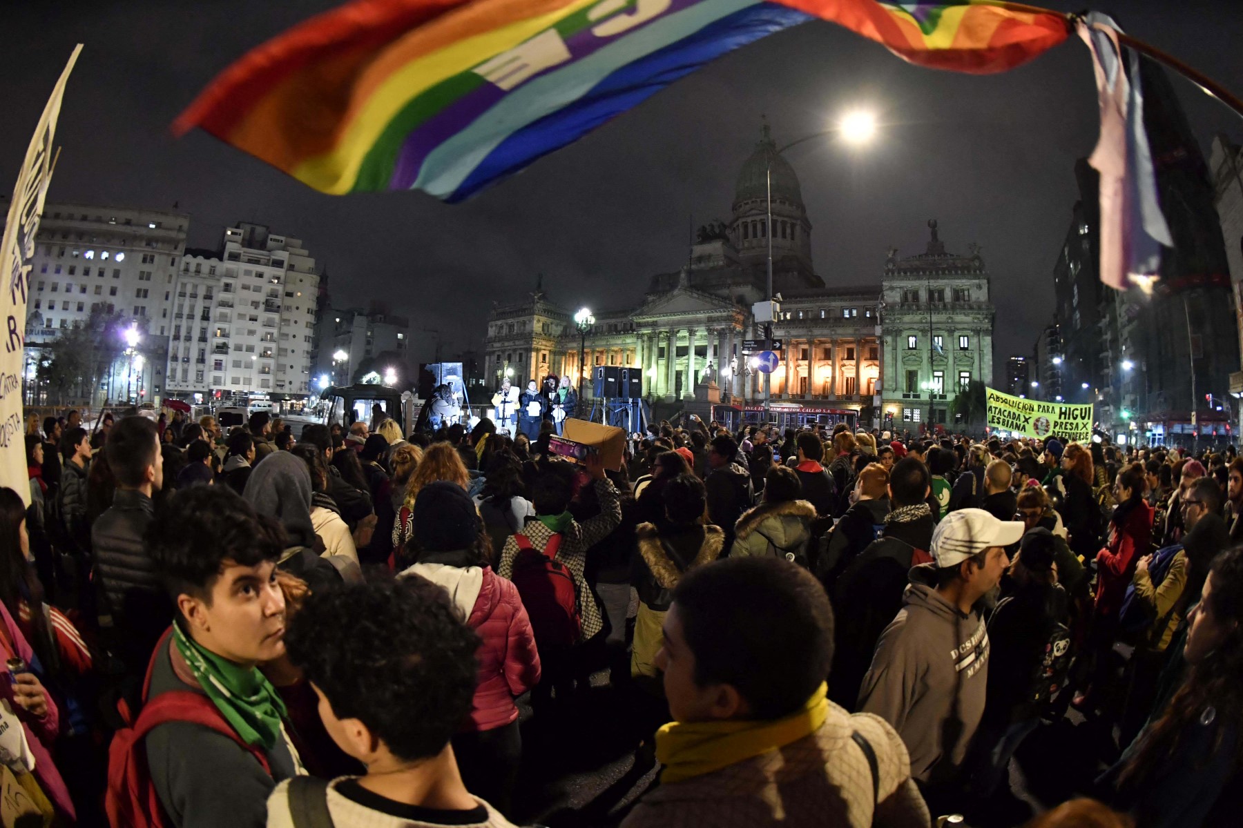 afp__20170629__q18dz__v1__mid