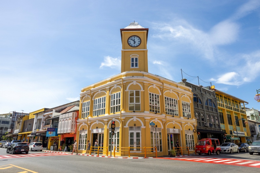 เกาะที่ใหญ่ที่สุดในประเทศไทย