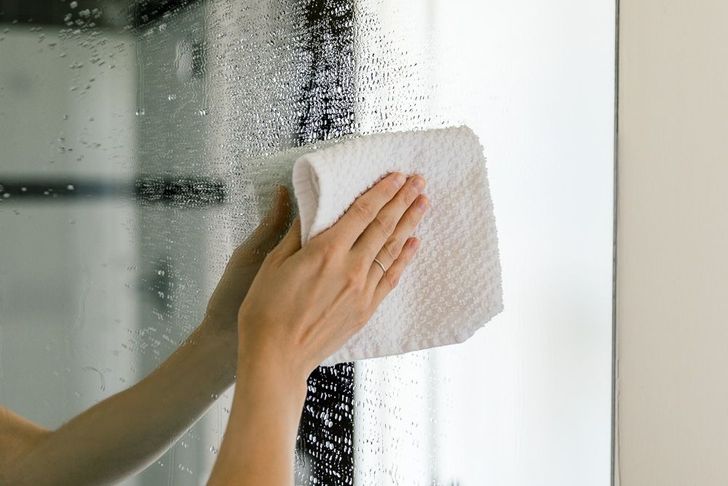 uses-for-rubbing-alcohol-1389