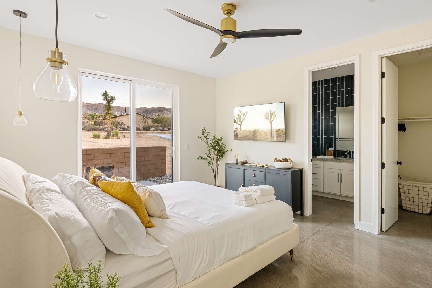 spr-ensuite-bathroom-overview