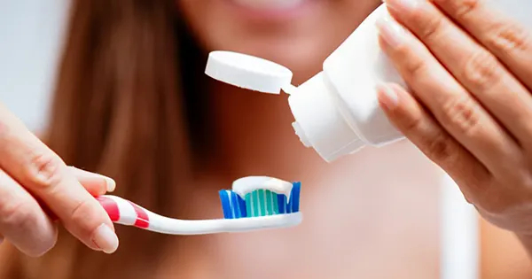 การแปรงฟัน