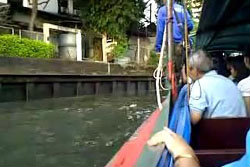 สลด!กระเป๋าเรือคลองแสนแสบพลัดตกเรือดับ