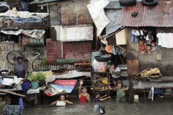 น้ำท่วมหนักในเมืองหลวงฟิลิปปินส์