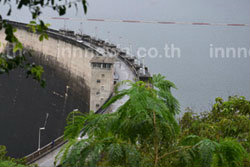 ชาวบ้านโวยแหลกเขื่อนภูมิพลปล่อยน้ำ