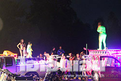 จับโคโยตี้เต้นโชว์งานลอยกระทงสุรินทร์