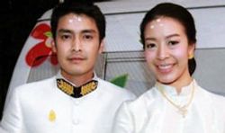 เขตต์ ควง แนท รับพระราชทานน้ำสังข์