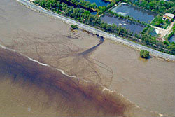 แฉภาพโรงฟอกหนัง ปากน้ำ ปล่อยน้ำเสียลงทะเล