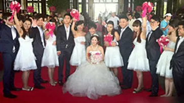 มหาเศรษฐีจีนทุ่ม 350 ล้าน จัดงานแต่งลูกสาว