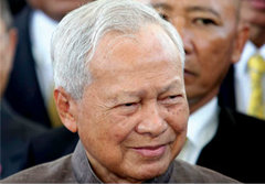 ป๋าเปรม แนะเกิดมาต้องแทนคุณแผ่นดิน สาปแช่งคนทรยศ