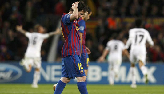 สิงห์กระหึ่ม!10คนตีบาร์ซ่า2-2ลิ่วชิงชปล.