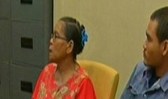 ศาลสั่งปล่อยตัวชั่วคราว เอนก อุ่นวงษ์ คดีจับแฝดผิดตัว