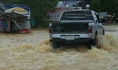 สุราษฎร์ฯอ่วมท่วมหนัก ตรัง เตือนน้ำท่วมฉับพลัน