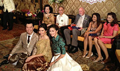 บรรยากาศงานหมั้น ลิซ่า บ๊อบบี้ ชื่นมื่น!