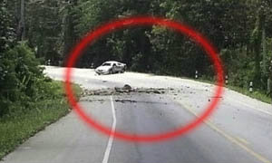 บึ้มรถคณะรองผวจ.ยะลา ดับ 1 ศพ จทน.เข้าตรวจสอบแล้ว