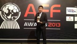 สุดเจ๋ง!! อาร์มคว้ารางวัลนักฟุตซอลยอดเยี่ยมเอเอฟเอฟ 2013