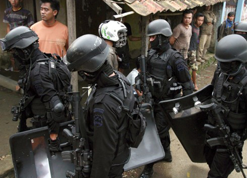 วิสามัญคนร้ายอินโดฯ7จับ6บึ้มสถานฑูตพม่า
