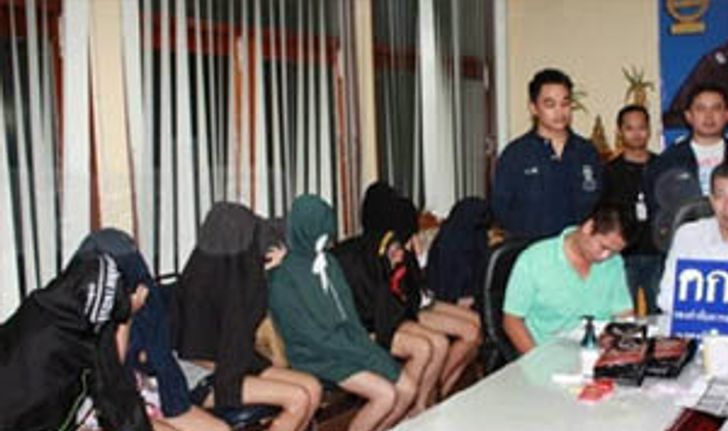 ตำรวจดส. บุกจับร้านนวดกระปู๋ ในซอยวิภาวดี 20 พบเด็กอายุต่ำกว่า 18 ปี ให้บริการ