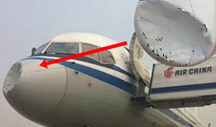 คาดชน UFO!!! จมูกเครื่องบินจีนเกิดรอยบุบปริศนา
