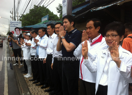 แกนนำพท.ช่วยยุรนันท์หาเสียงชูแก้จราจร