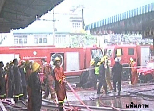 ไฟไหม้โกดังเก็บเหล้าซ.เจริญพัฒนา-เร่งสกัด