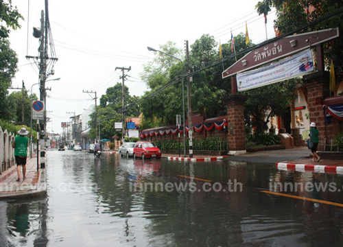 ชาวเมืองเชียงใหม่ระอากับปัญหาน้ำท่วมขัง