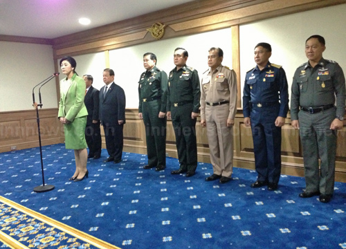 นายกฯควงผบ.ทัพแถลงยึดหลักไว้ใจทำงานลุยแก้ใต้