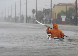 ศูนย์เฮอร์ริเคนUSเตือนพายุถล่มเม็กซิโก