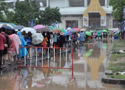 แฟนคลับแห่ซื้อตั๋วชมวอลเลย์ชิงแชมป์เอเชีย